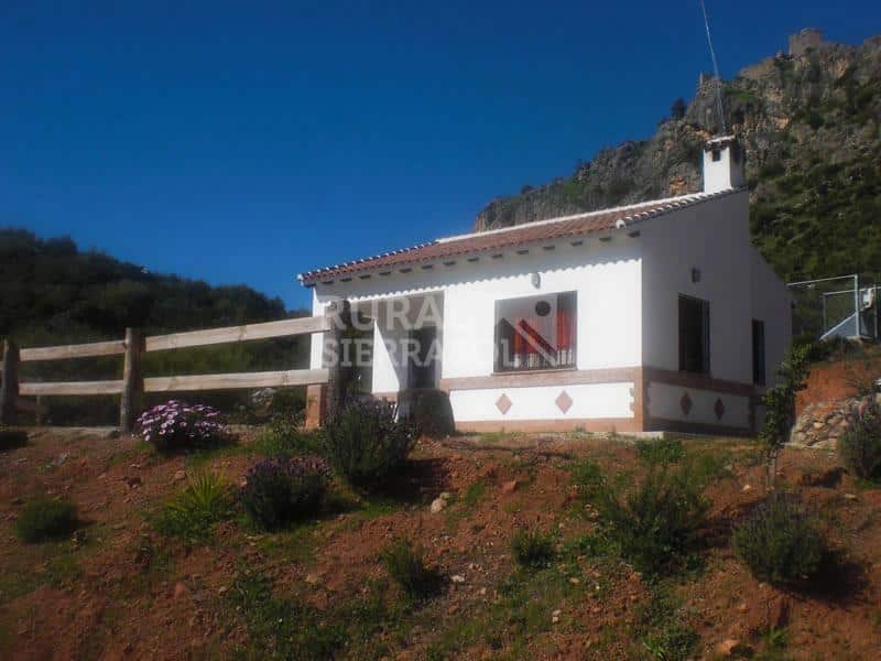 Exteriores y fachada de Casa rural en Ardales (Málaga)-1032