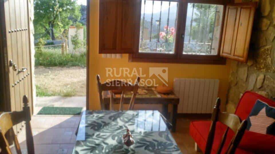 Maravilloso Alojamiento Rural en Castril de la Peña con chimenea y wifi - Imagen 7