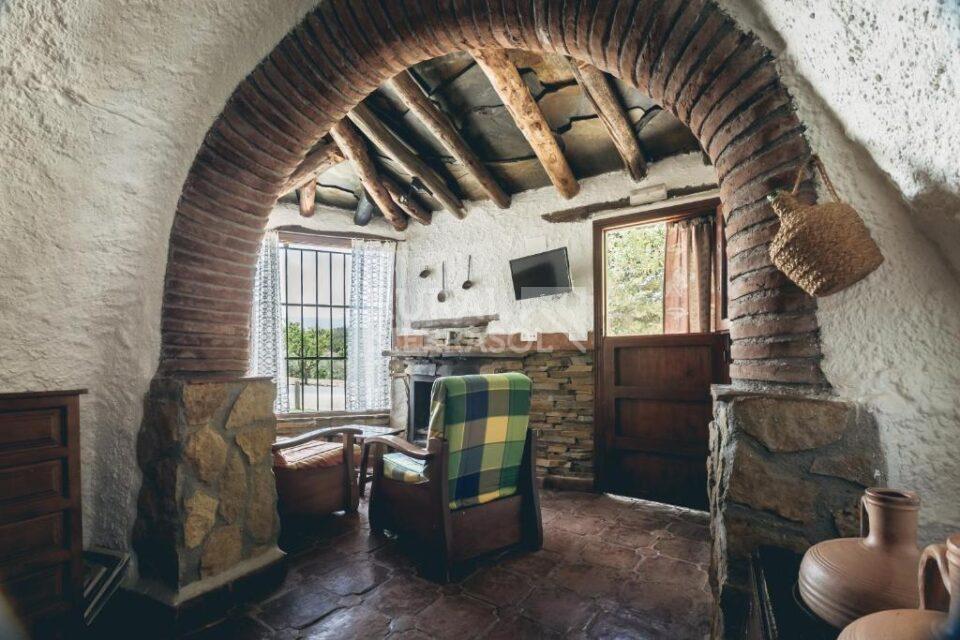 Coqueta Casa Cueva en Alcudia de Guadix, con piscina, barbacoa y wi-fi - Imagen 11