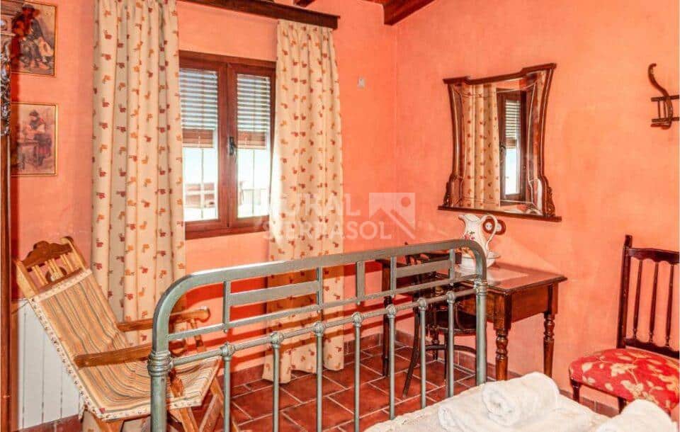 Casa Rural en Arenas del Rey, con piscina y barbacoa - Imagen 10