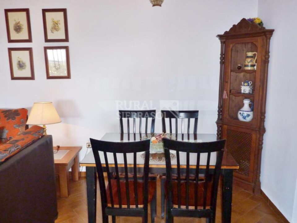 Acogedora Casa Rural en Casabermeja, con piscina, barbacoa y wifi - Imagen 13