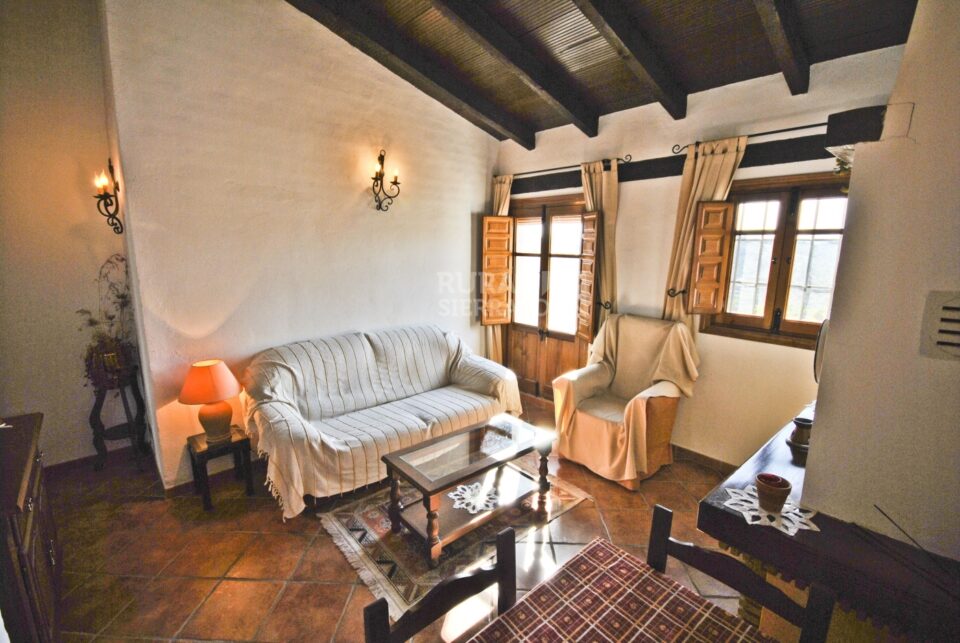 Acogedor Alojamiento Rural en Periana con wi-fi, barbacoa y piscina - Imagen 10
