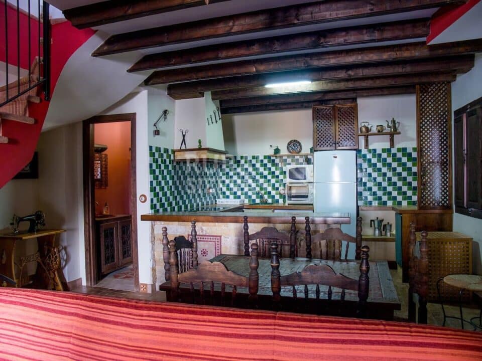 Gran Casa Rural cerca de la playa con barbacoa y aire acondicionado - Imagen 11