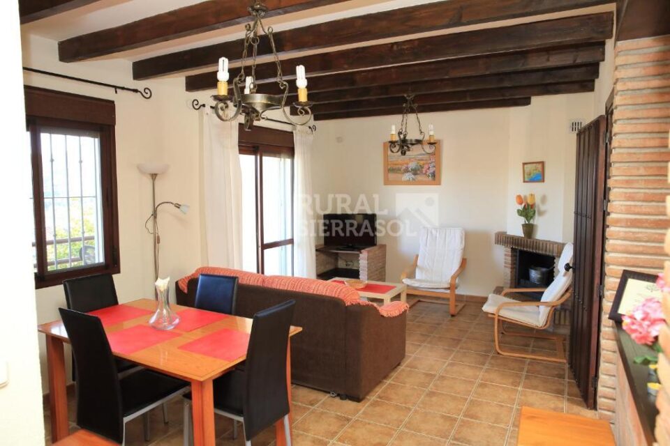 Conjunto de siete Casas Rurales junto al Lago de La Viñuela - Imagen 11