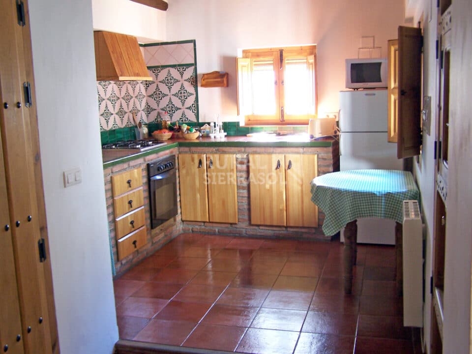 Acogedora Casa Rural en Niguelas, con chimenea, calefacción y wifi - Imagen 12