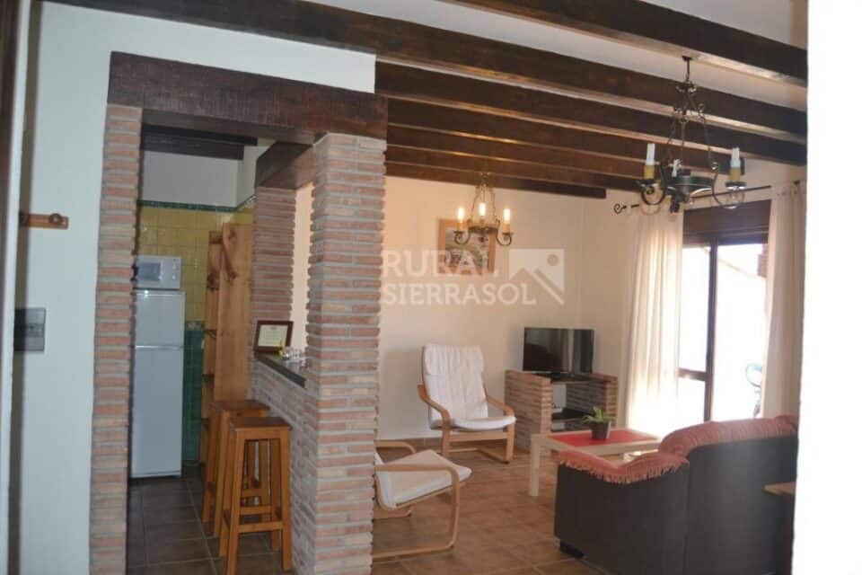 Preciosa Casa Rural junto al Embalse de La Viñuela, con piscina y aire acondicionado - Imagen 12