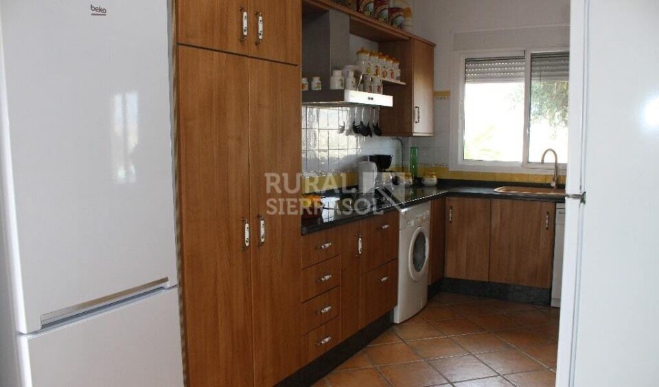 Acogedora Casa Rural en Viñuela con preciosas vistas, piscina y barbacoa - Imagen 12