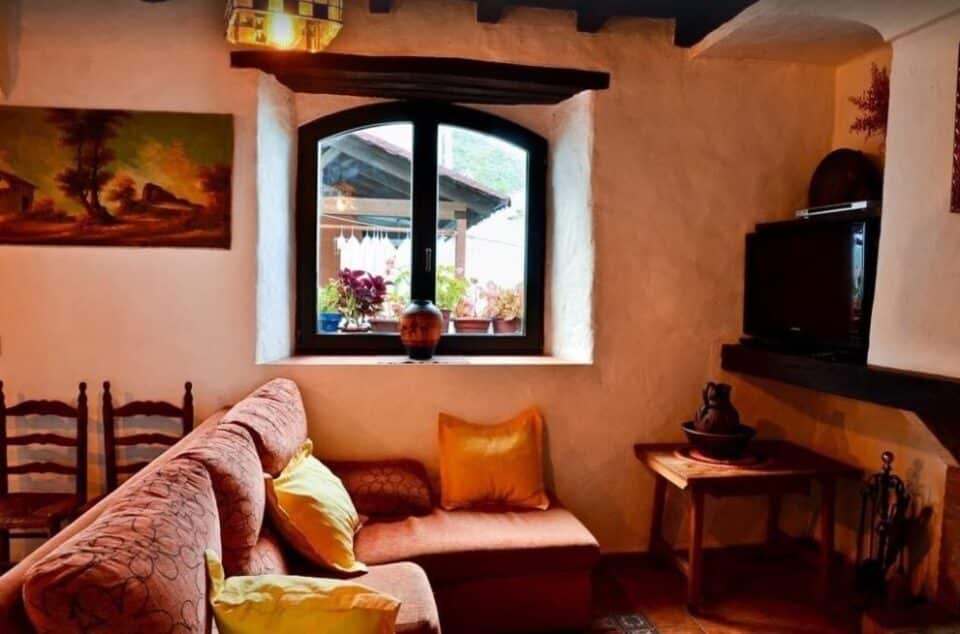 Casa Rural en Cortes de la Frontera con spa-hidromasaje, chimenea y barbacoa - Imagen 13