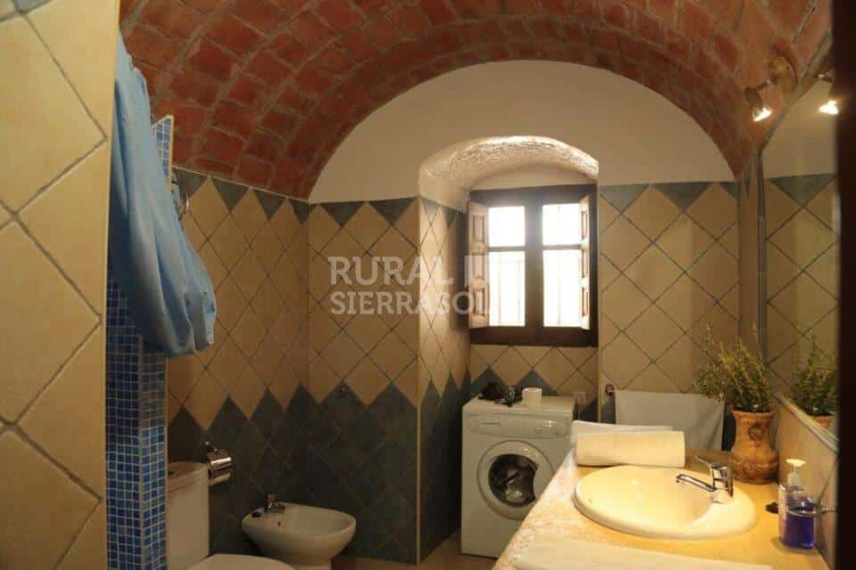 Acogedora Casa Cueva en Fonelas, con piscina, barbacoa y wi-fi - Imagen 12