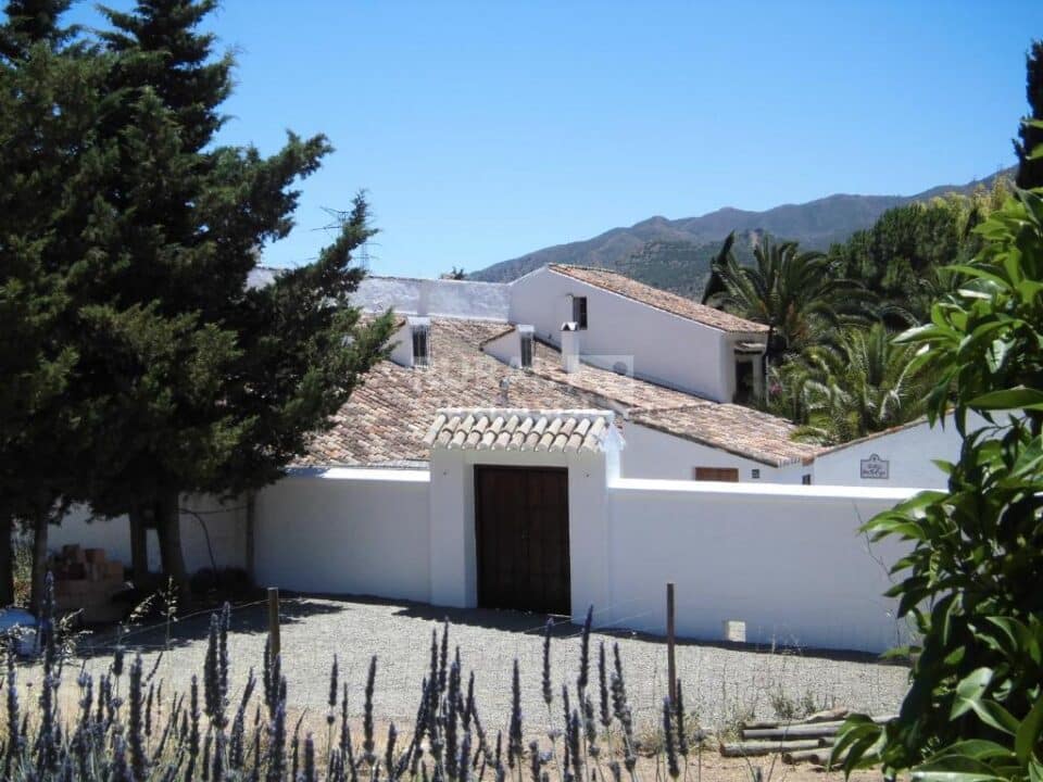 Espléndida Casita Rural con chimenea y piscina en Alora - Imagen 13