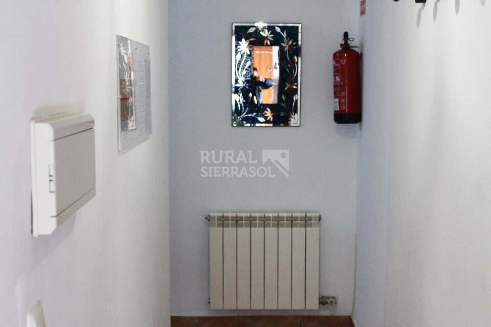 Acogedor Alojamiento Rural en Capileira con jacuzzi - Imagen 13
