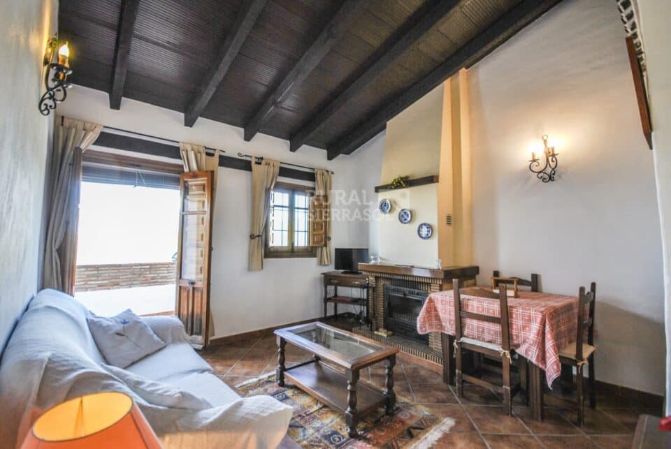 Acogedor Alojamiento Rural en Periana con wi-fi, barbacoa y piscina - Imagen 12