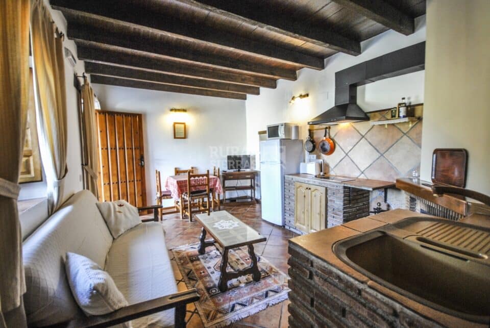 Acogedor Alojamiento Rural en Periana con barbacoa y piscina - Imagen 12