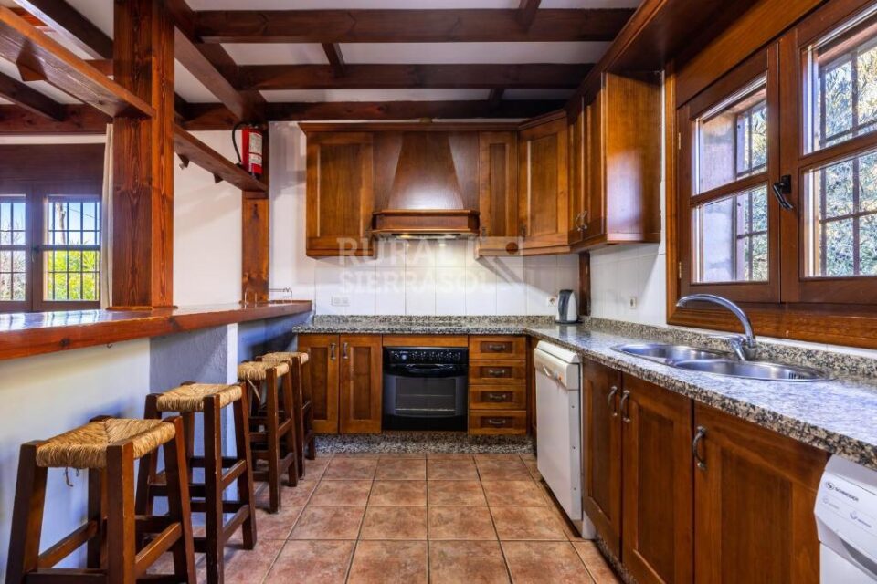 Casa Rural en Villanueva de la Concepción, con piscina, aire acondicionado y barbacoa - Imagen 13