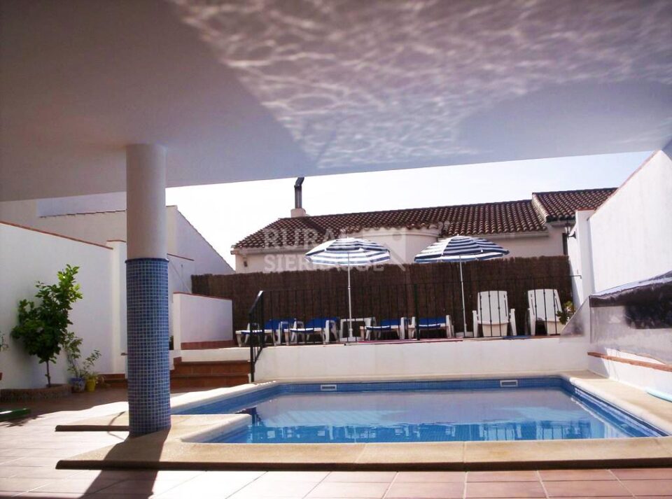 Apartamento Rural en Cortes de la Frontera, con piscina, aire acondicionado y wifi - Imagen 5