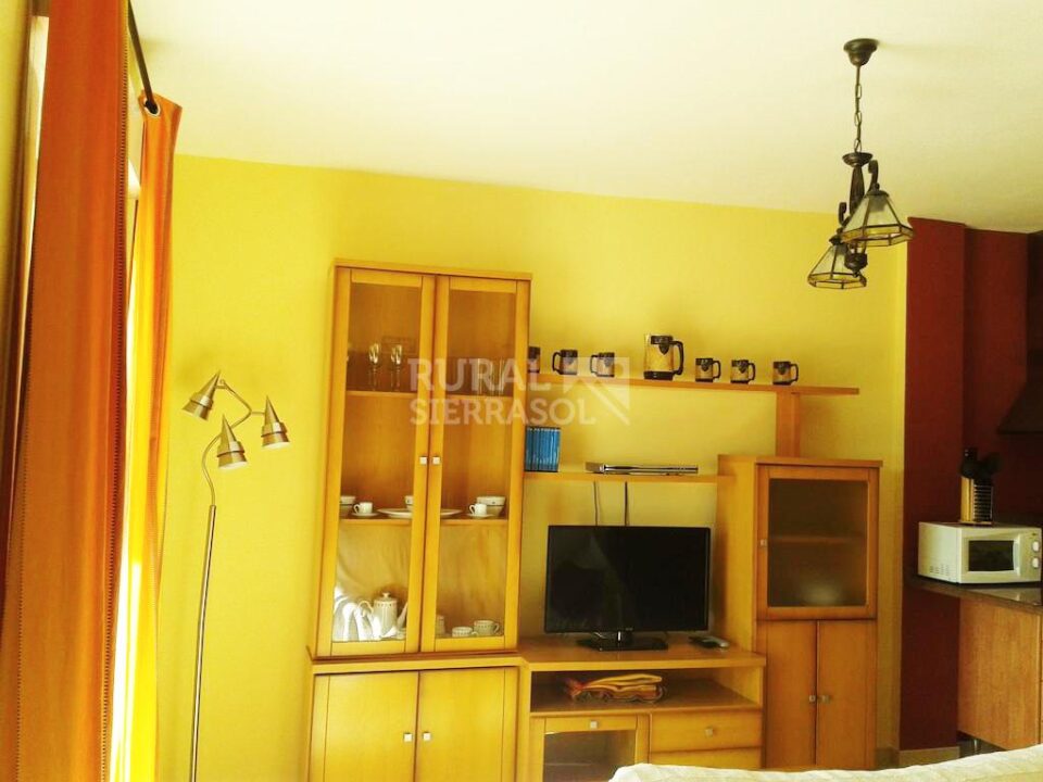 Apartamento Rural en Cortes de la Frontera, con piscina, aire acondicionado y wifi - Imagen 12