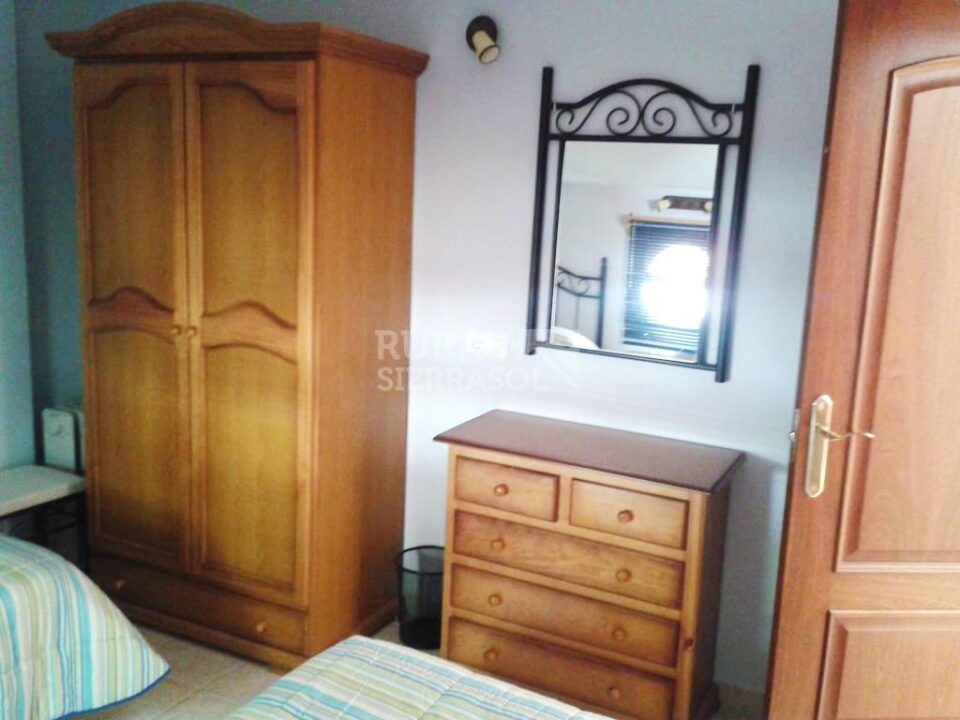 Apartamento Rural en Cortes de la Frontera, con piscina, aire acondicionado y wifi - Imagen 15