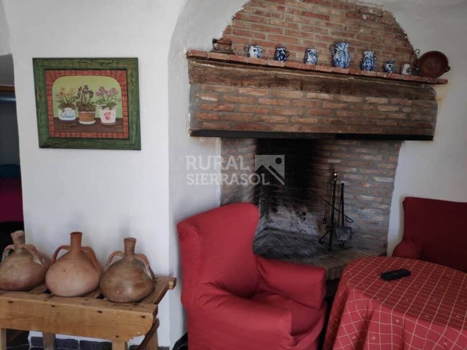 Confortable casa cueva en Baza, con piscina, chimenea y barbacoa - Imagen 14