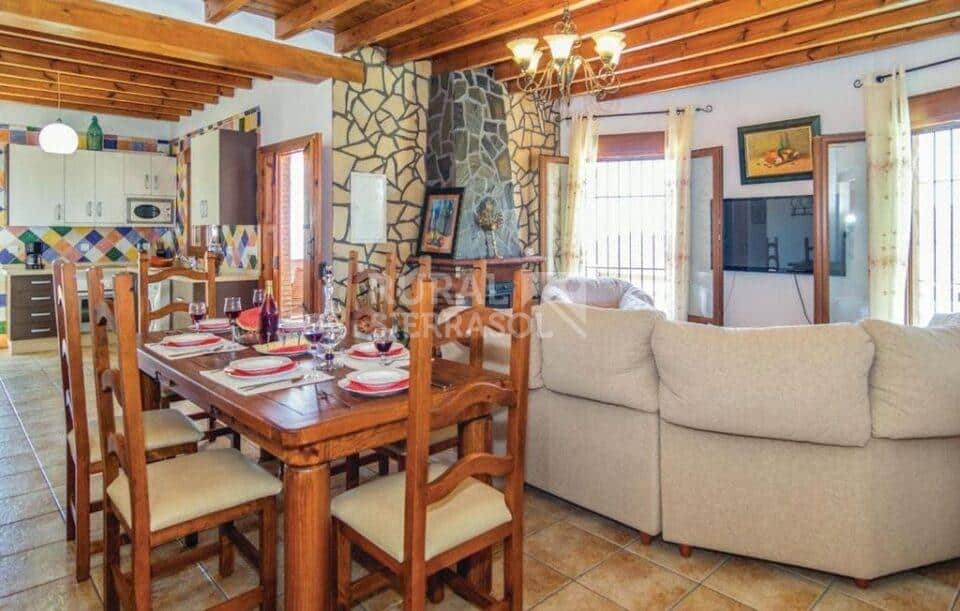 Confortable Casa Rural en Cómpeta con piscina, chimenea y bonitas vistas - Imagen 12
