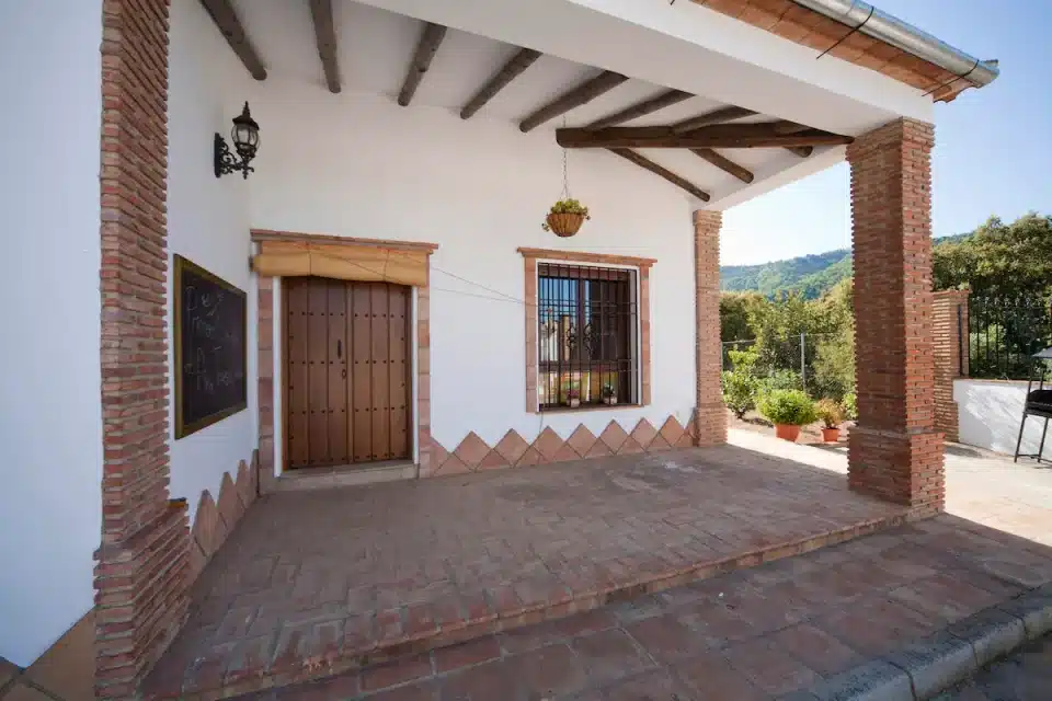 Casa Rural en Jubrique con chimenea, barbacoa y piscina - Imagen 37