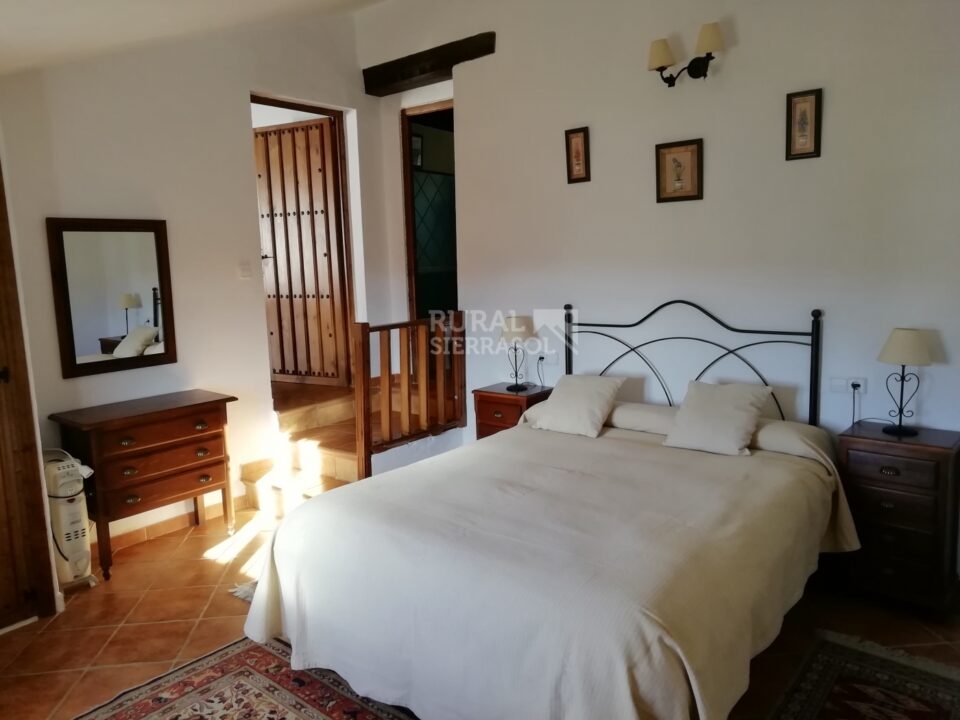 Alojamiento Rural en Periana con chimenea, wi-fi y piscina - Imagen 13