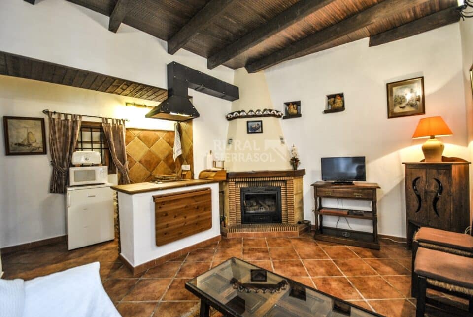 Espléndido Alojamiento Rural en Periana con piscina y wi-fi - Imagen 13