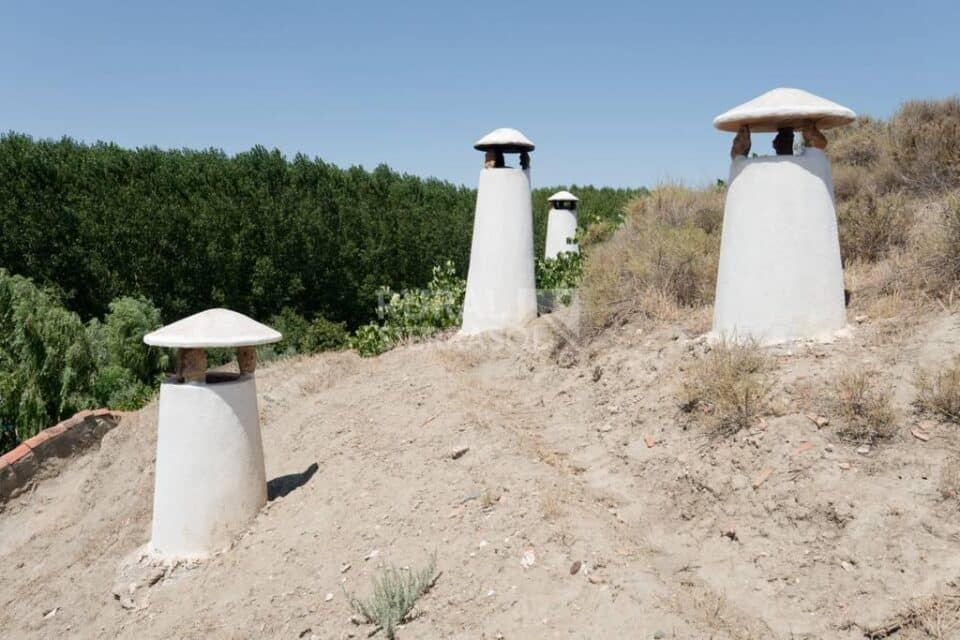 Preciosa Casa Cueva en Fonelas, con piscina, barbacoa y chimenea - Imagen 45