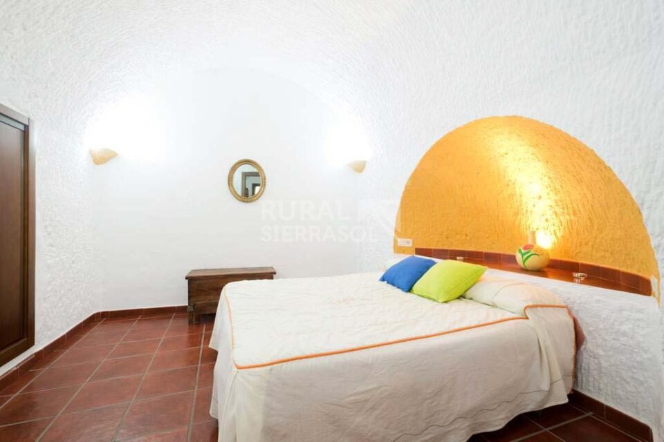 Preciosa Casa Cueva en Fonelas, con piscina, barbacoa y chimenea - Imagen 65