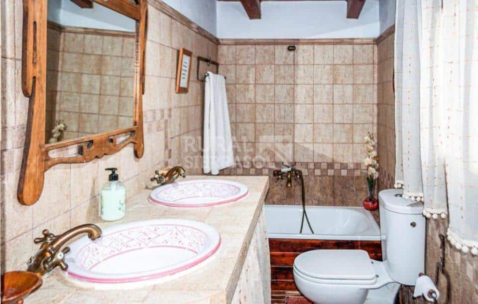 Casa Rural en Arenas del Rey, con piscina y barbacoa - Imagen 14