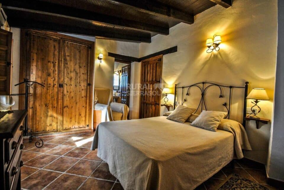 Conjunto Rural en Periana con piscina, barbacoa y wifi - Imagen 14