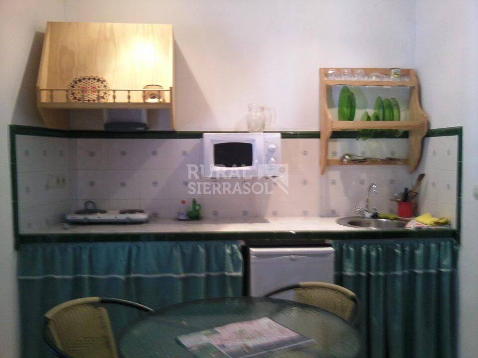 Conjunto de siete apartamentos rurales tipo estudio junto a un Spa, en Cortes y Graena - Imagen 16