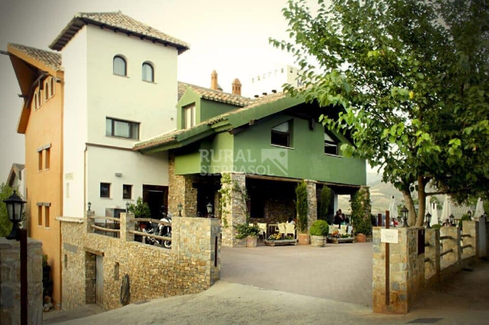 Encantador Hotel de montaña a 15 minutos de Granada - Imagen 10