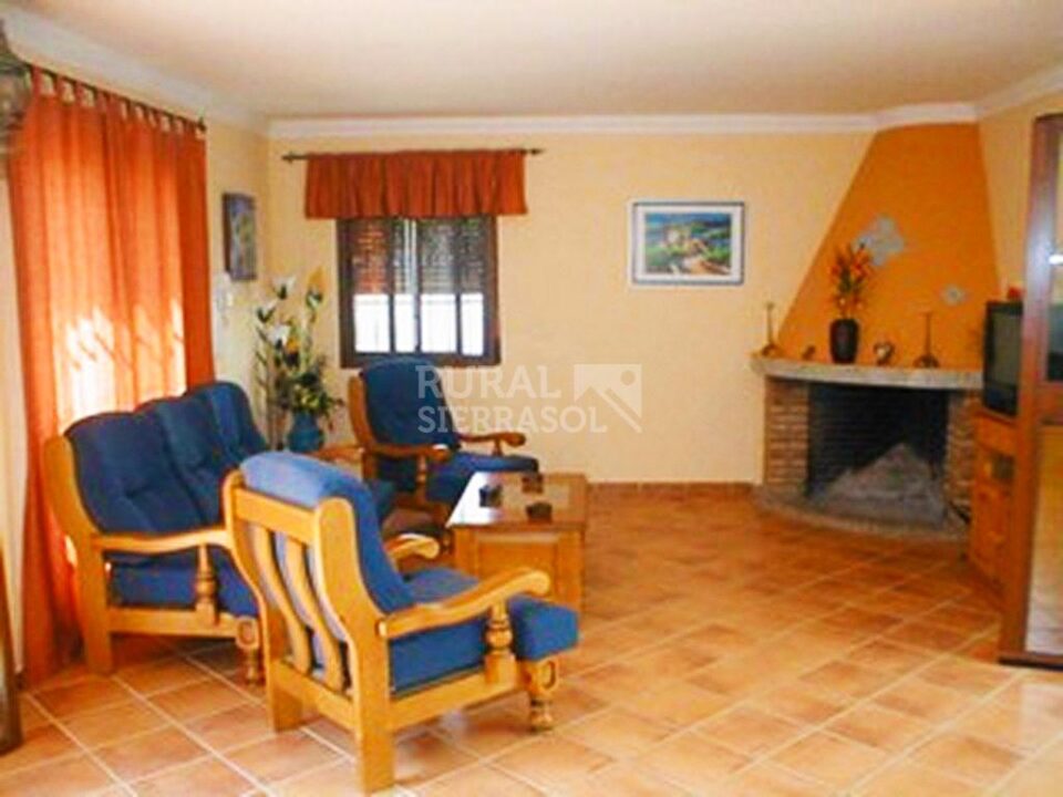 Preciosa Casa Rural en Álora con piscina de agua salada, chimenea - Imagen 32