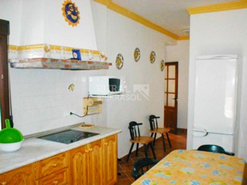 Preciosa Casa Rural en Álora con piscina de agua salada, chimenea - Imagen 36