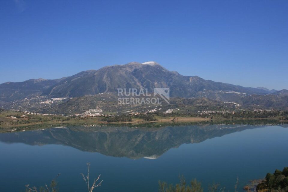 Casa Rural en Viñuela con bonitas vistas, piscina y wi-fi - Imagen 16