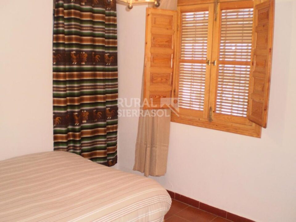 Acogedora Casa Rural en Los Romanes, con aire acondicionado y wi-fi - Imagen 16