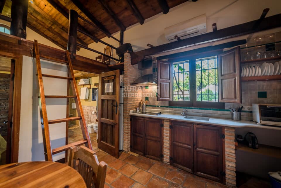 Acogedor Conjunto Rural en Padul, con piscina y barbacoa - Imagen 17