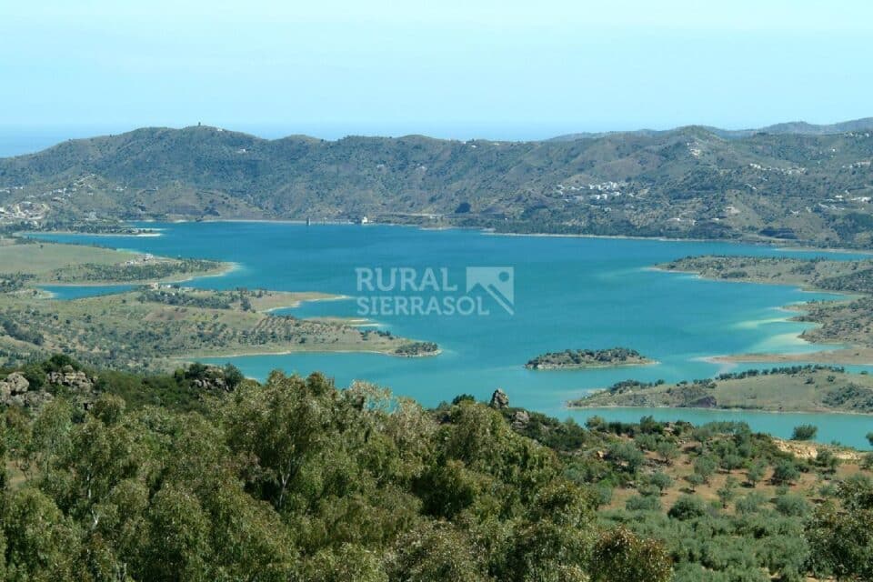 Casa Rural en Viñuela con bonitas vistas, piscina y wi-fi - Imagen 17