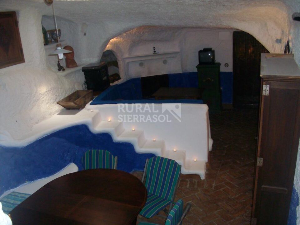 Acogedora Casa Cueva en Loja, con piscina e hidromasaje exterior - Imagen 40