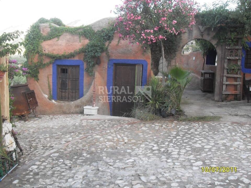 Acogedora Casa Cueva en Loja, con piscina e hidromasaje exterior - Imagen 42