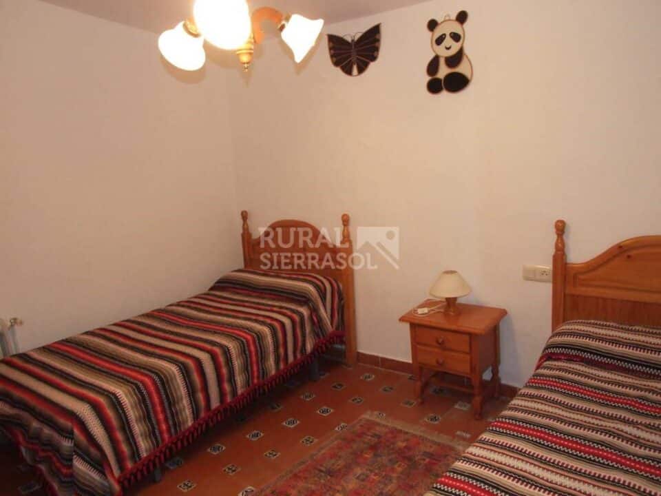 Preciosa casa rural en Laroles, con piscina, barbacoa y wifi - Imagen 46