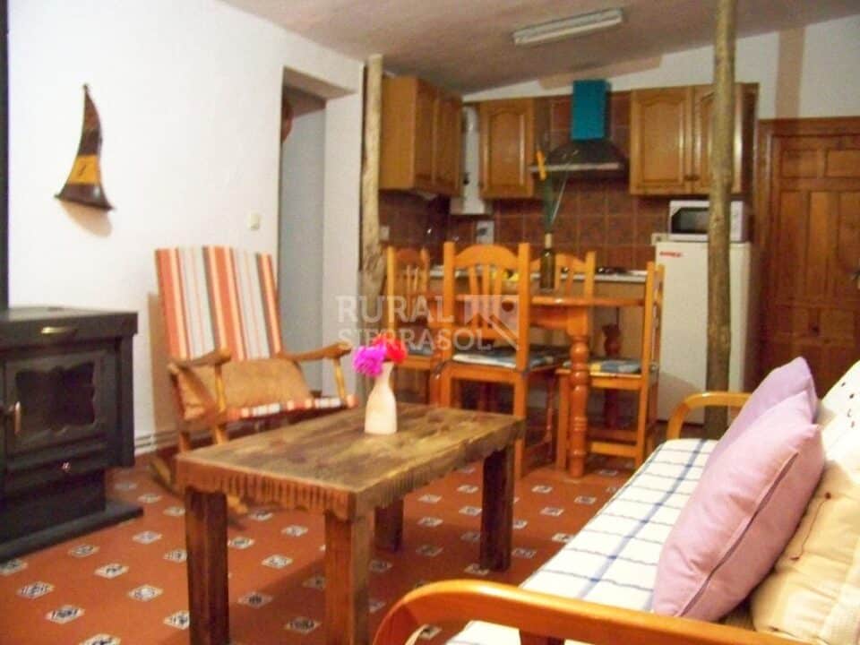 Preciosa casa rural en Laroles, con piscina, barbacoa y wifi - Imagen 55