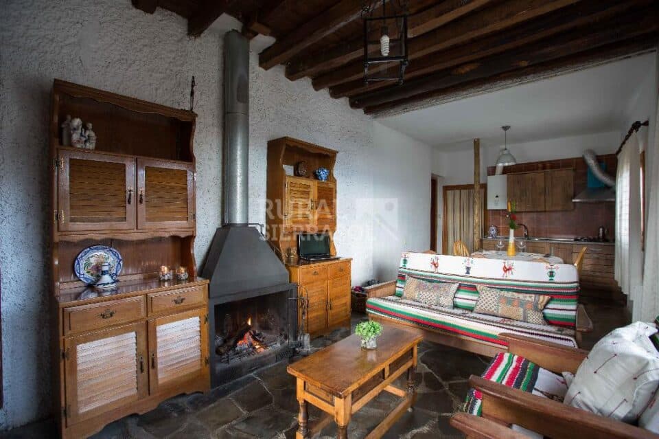 Preciosa Casa Rural en Laroles, con piscina, barbacoa y jacuzzi - Imagen 29