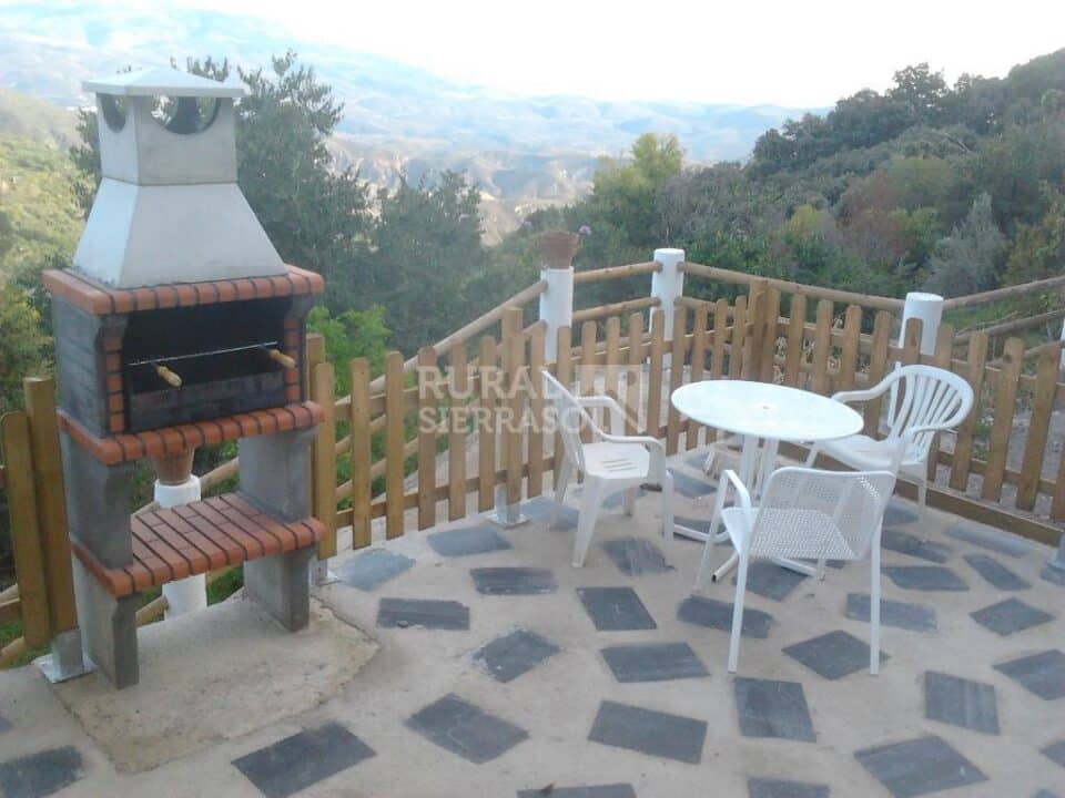 Acogedora casa rural en Laroles, con piscina, barbacoa y wifi - Imagen 15