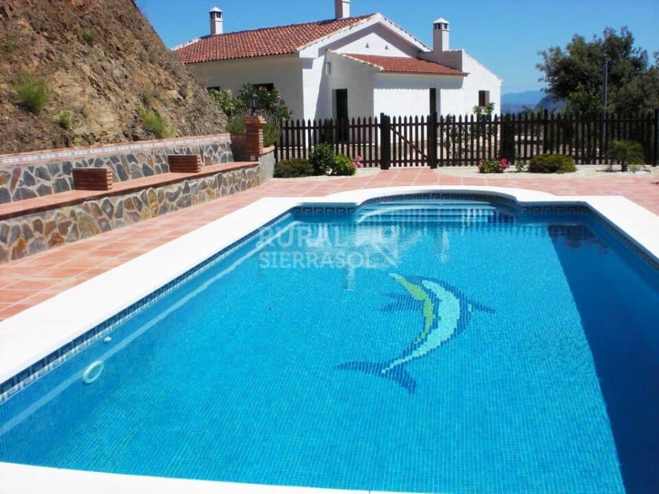 Preciosa Casa Rural en El chorro, con chimenea, piscina y barbacoa - Imagen 3