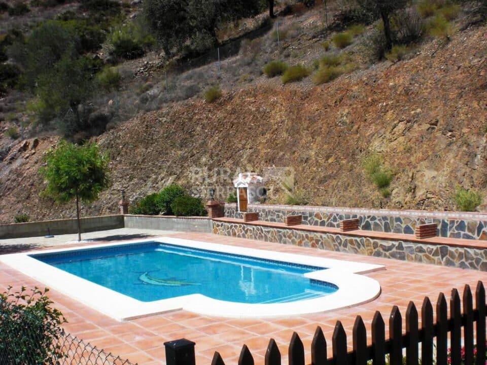Preciosa Casa Rural en El chorro, con chimenea, piscina y barbacoa - Imagen 35
