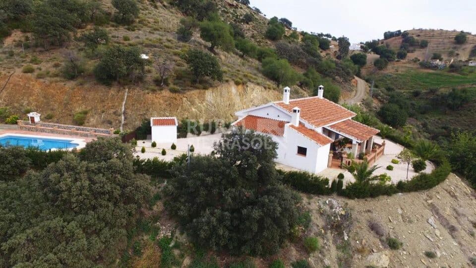 Preciosa Casa Rural en El chorro, con chimenea, piscina y barbacoa - Imagen 51