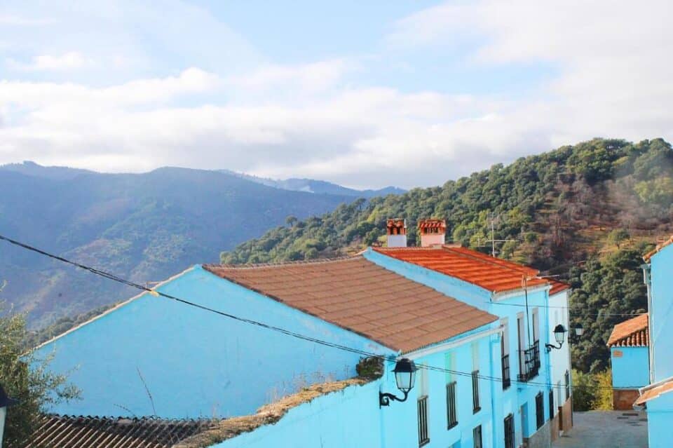 Conjunto de tres Apartamentos Rurales en Júzcar con calefacción, barbacoa - Imagen 28