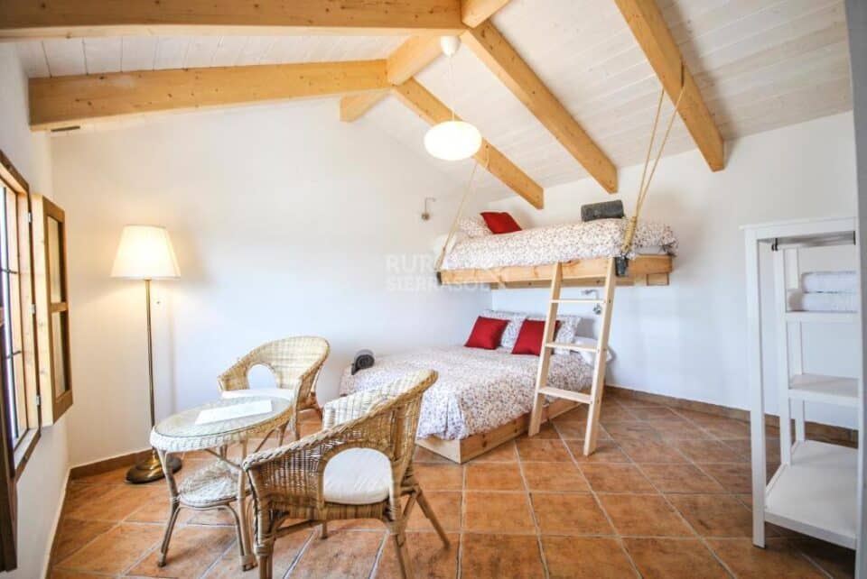 Conjunto Rural en Periana con piscina, barbacoa y wifi - Imagen 17