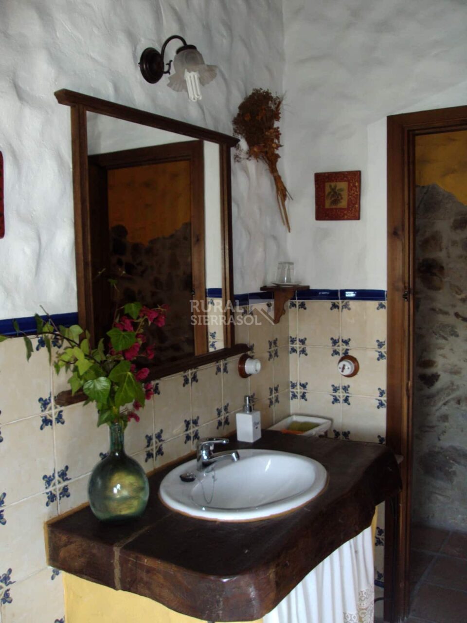 Preciosa Casa Rural en Benarrabá, con chimenea, ducha hidromasaje - Imagen 20